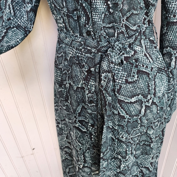 $139 1. STATE Green Wild Thing Python Snake Shirt Idiot Dress Pink Reptile Sz XS - Picture 5 of 16